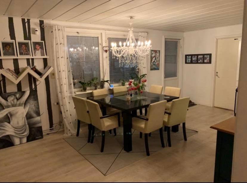 Own Private Room In A Big House! Luleå Exterior foto