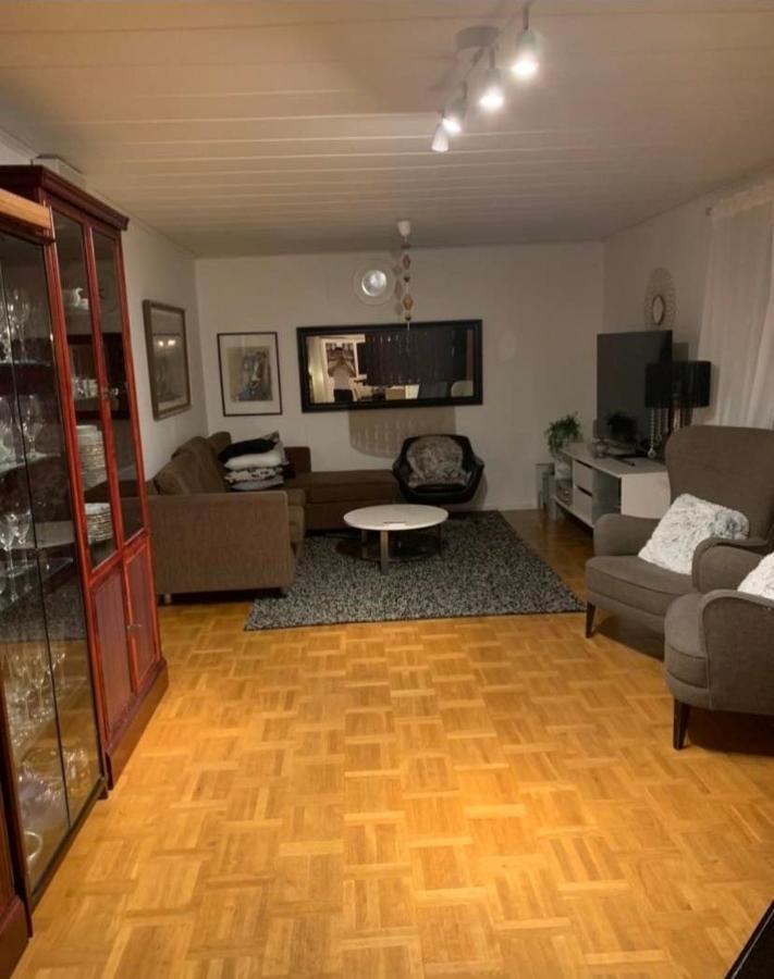 Own Private Room In A Big House! Luleå Exterior foto